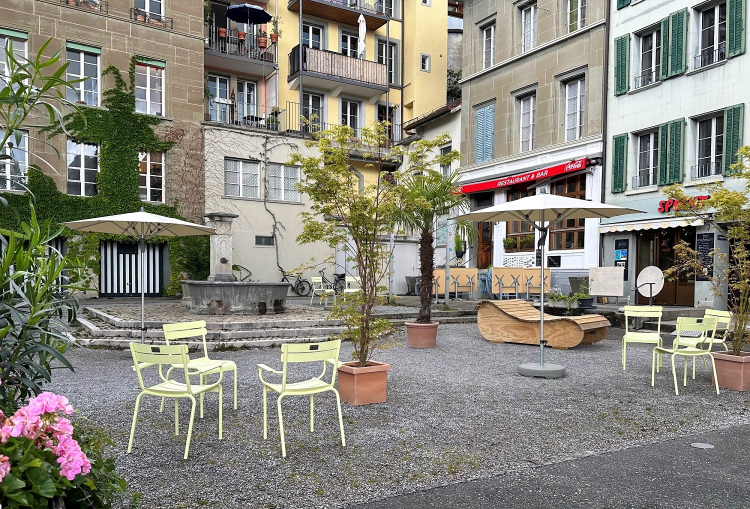 Öffentliche Möblierung Hofstattplatz